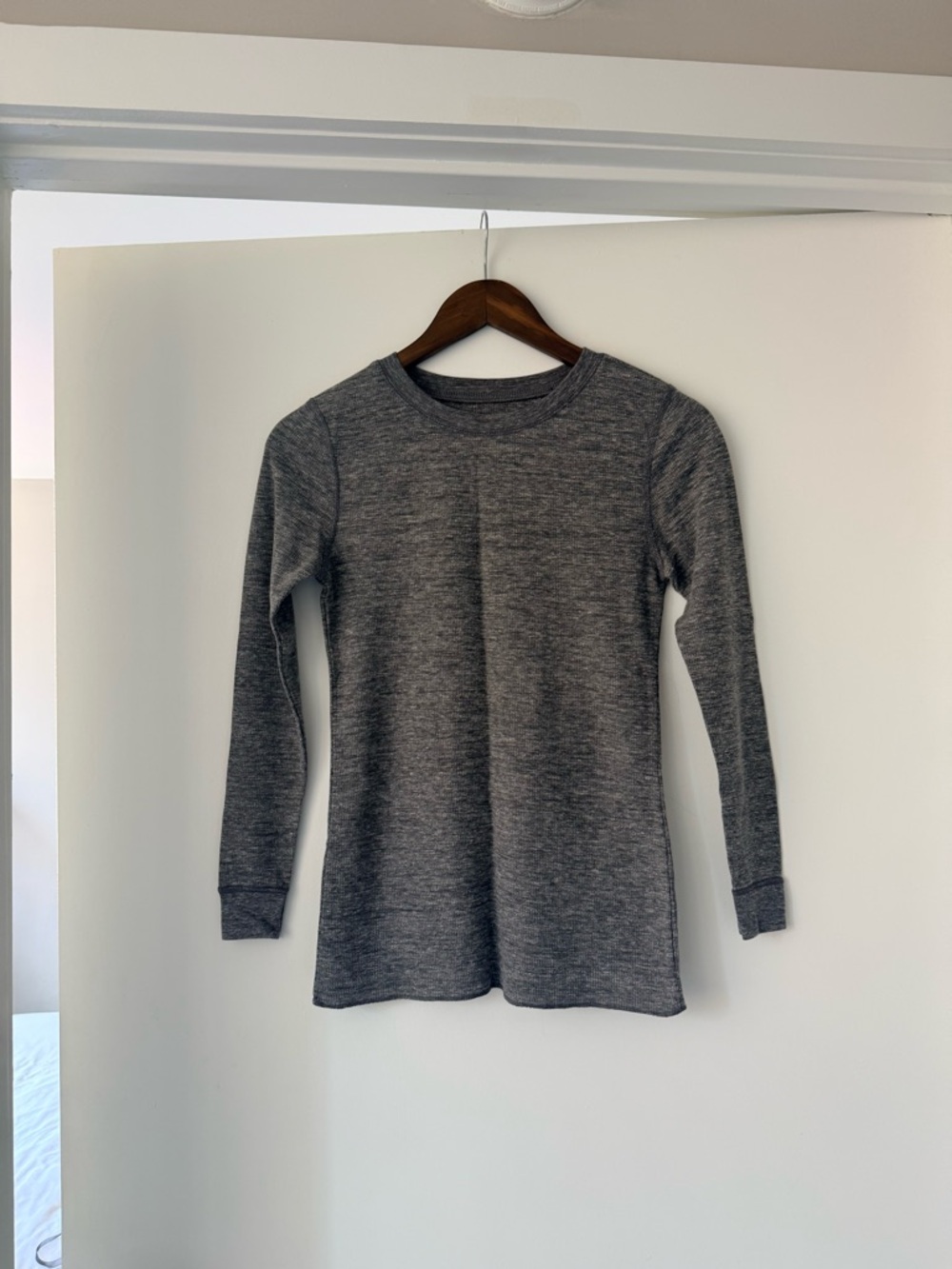 Fruit of the Loom Women's Gray Crewneck Long-Sleeve Sweater